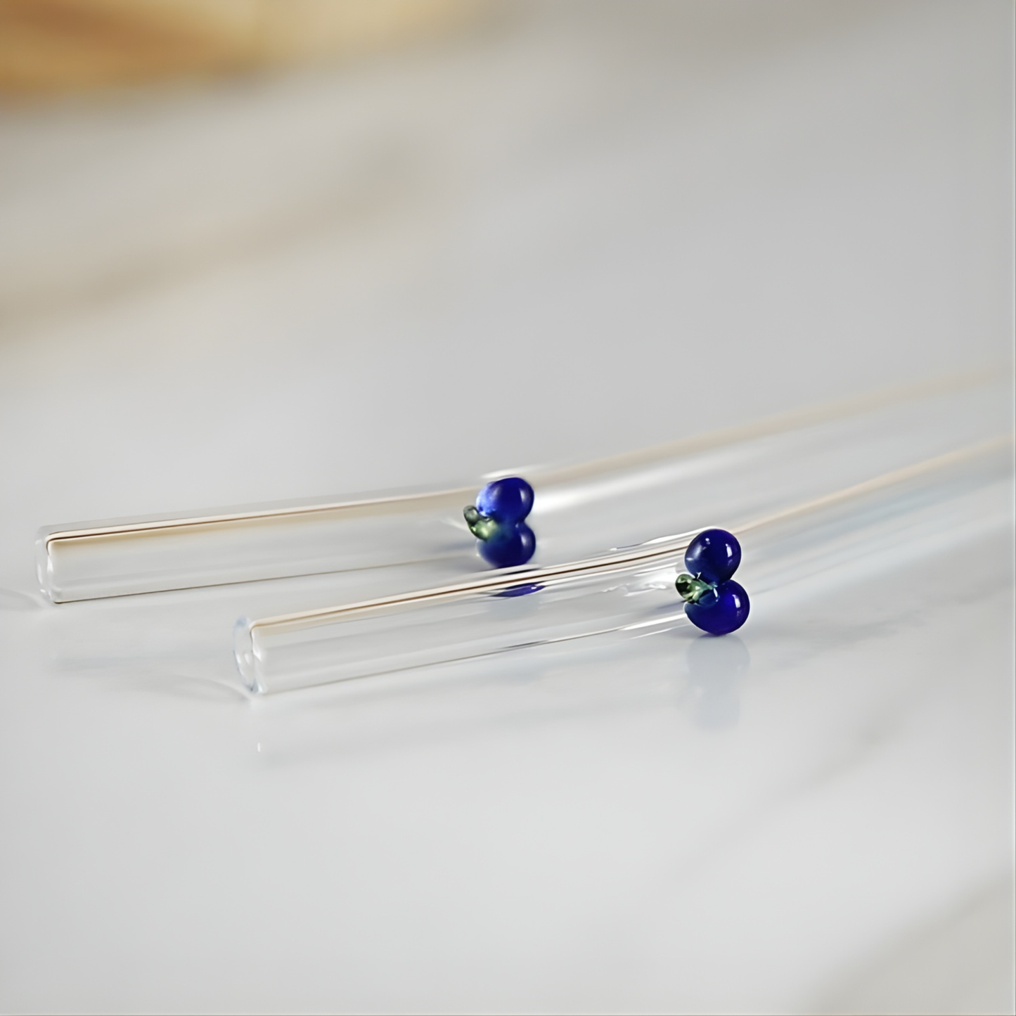 Popotes de Vidrio Reutilizables. Diseño Figuras 3D: Mariposa, Uva, Flor, Cereza. Set de 4 popotes con Cepillo de Limpieza. Ecológicos, Elegantes y Aesthetic