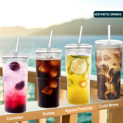 Vasos de Vidrio con Tapa y Popote. Set de Vasos Acanalados para Café Frío, Té Helado, Soda, Frappé, Cold Brew. Modernos, Elegantes (2 x 600 ml)